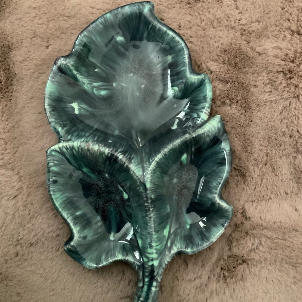 Glazed Green Pottery Leaves Divided Serving Platter Plate